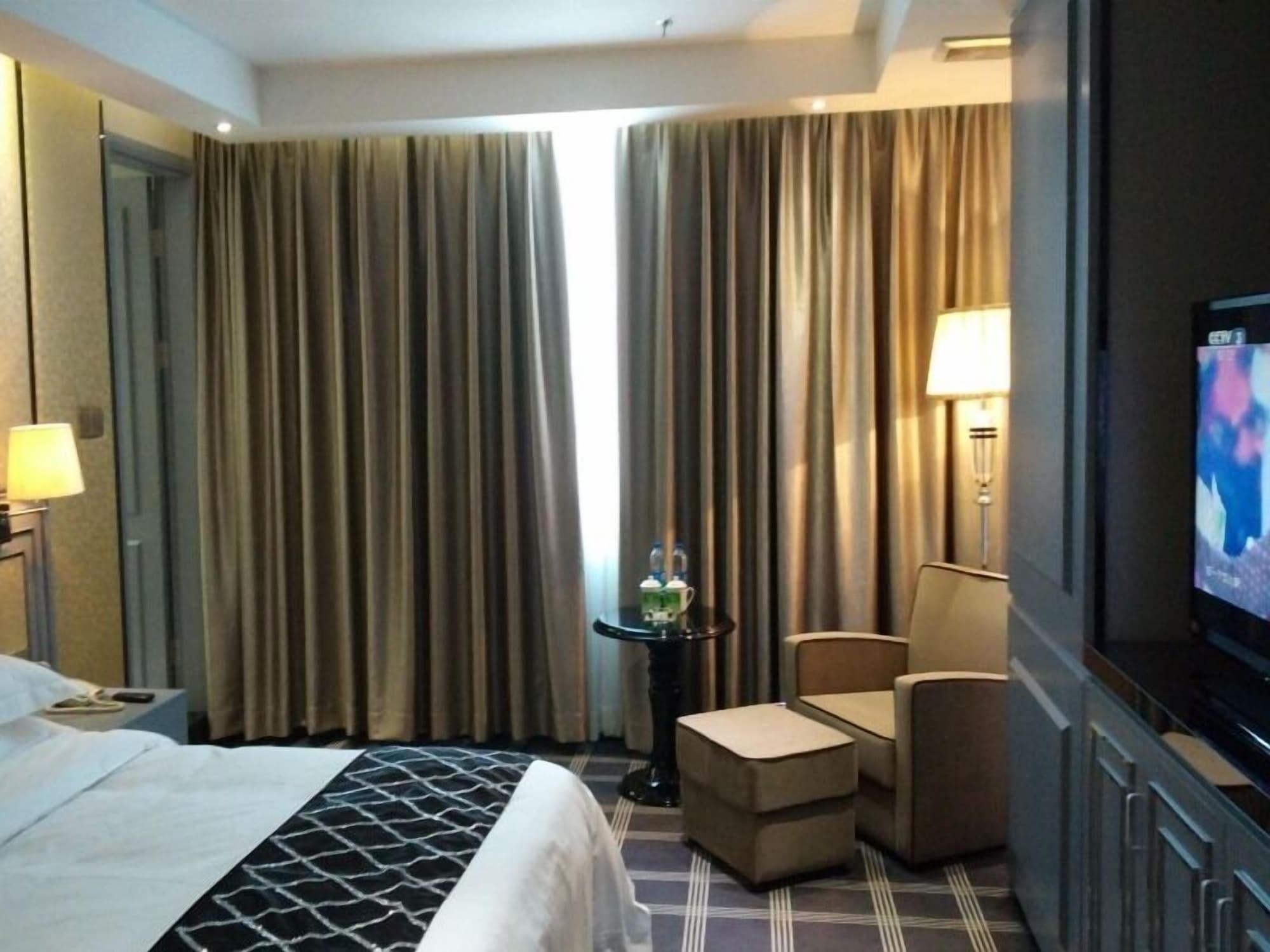 Greentree Inn Guangdong Shantou Chengjiang Road Business Hotel Exterior photo