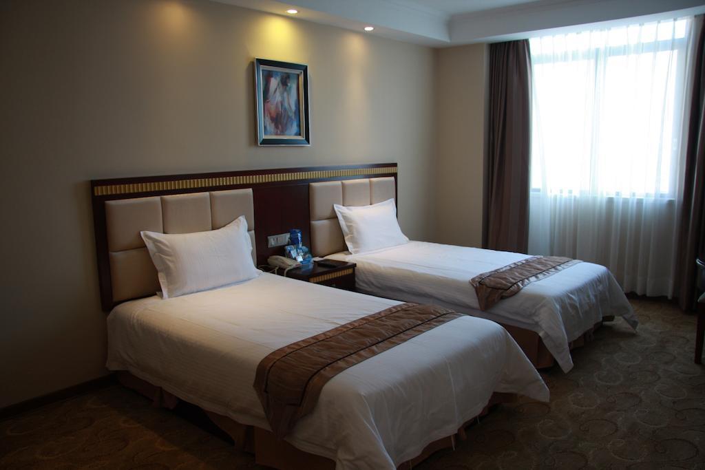 Greentree Inn Guangdong Shantou Chengjiang Road Business Hotel Exterior photo